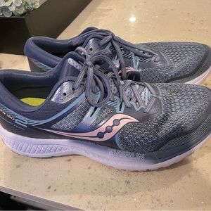 - Saucony Gray and Pink Athletic Shoes